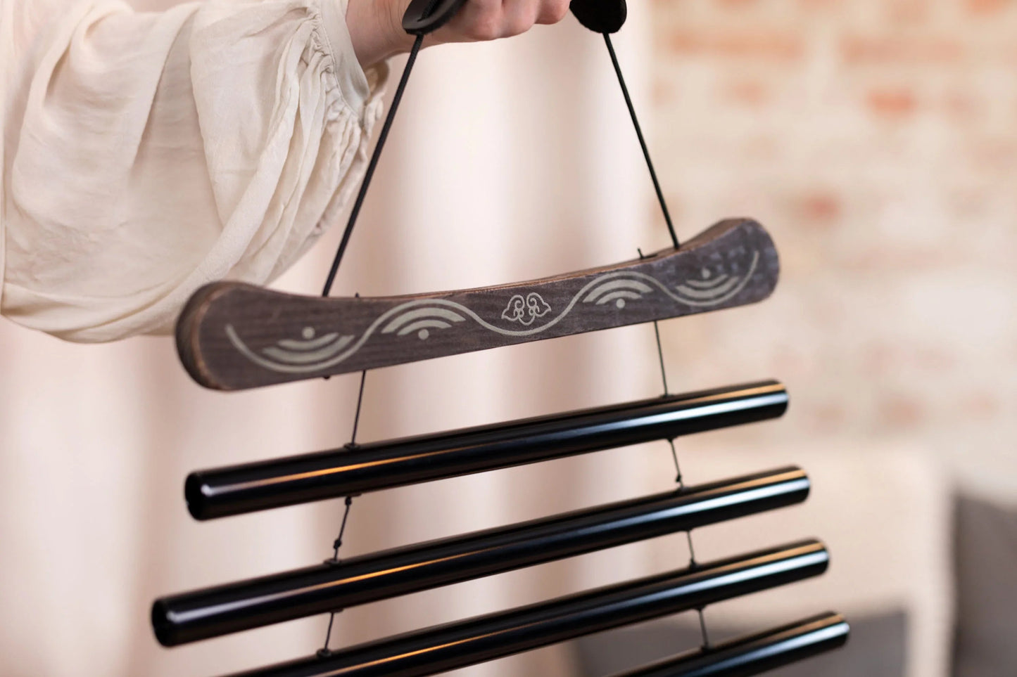 38" Meditation Flow Chime, 432 Hz, 10 Notes, E Minor, Black